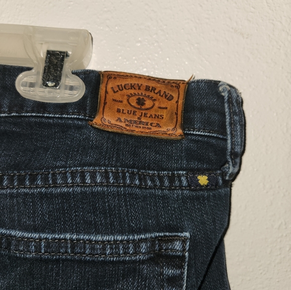 Lucky Brand Jeans - Picture 5 of 7